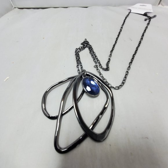 Bay studio blue opal stone necklace on silver chain - Picture 4 of 8